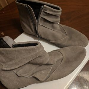 Kimchi blue gray ankle boots